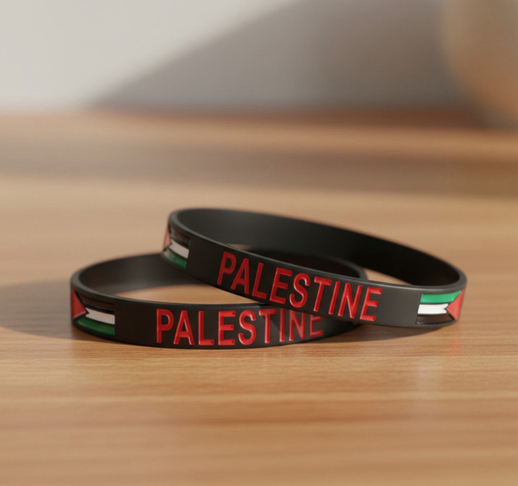 Bracelet Featuring the Name and Flag of Palestine